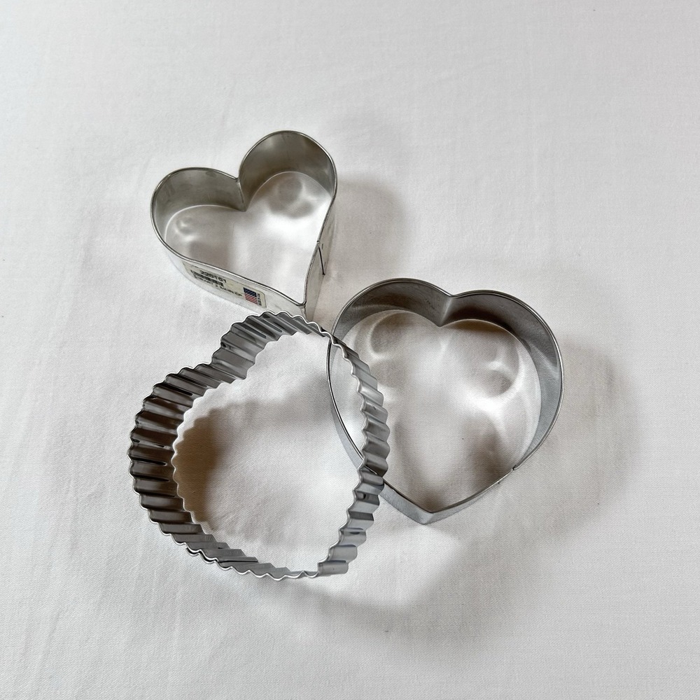 3 Piece Heart Shaped Cookie Metal Cutter Set 3" Valentines Love